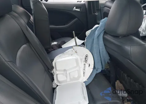 2013 Kia Optima Sx z USA, uszkodzony, nr VIN 5XXGR4A66DG197677